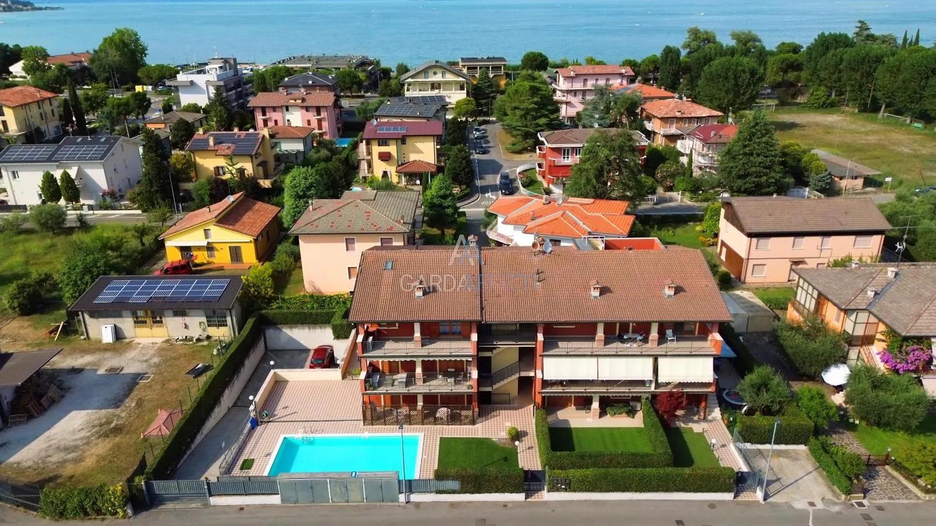 Twins Apartment - 200M Dal Lago Di Garda Con Piscina Sirmione